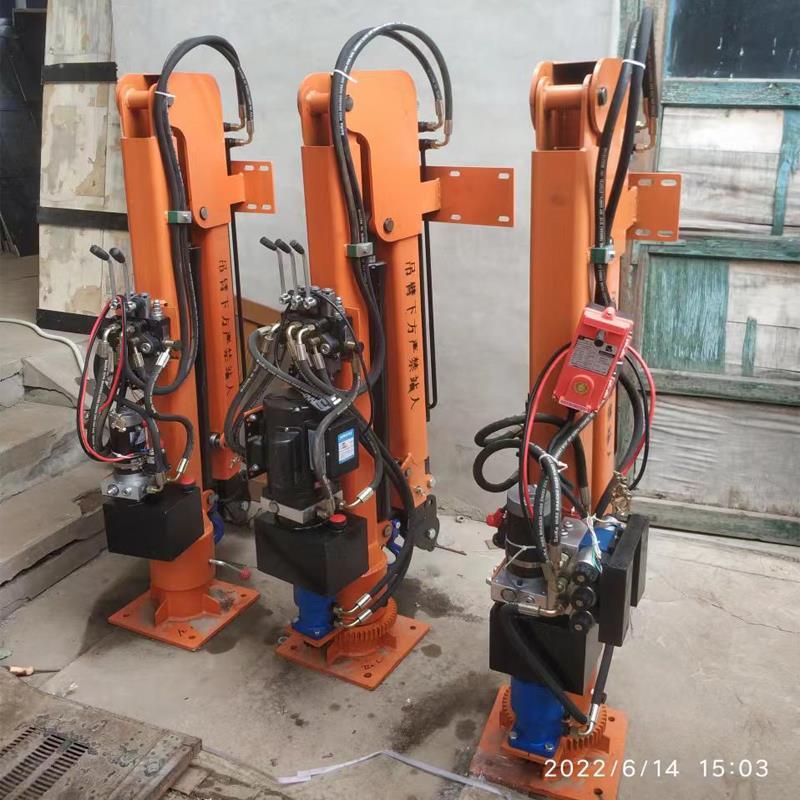 梧栖区重汽蓝牌随车吊 3.2吨 国六动力强 液压驱动 农用自卸起重机